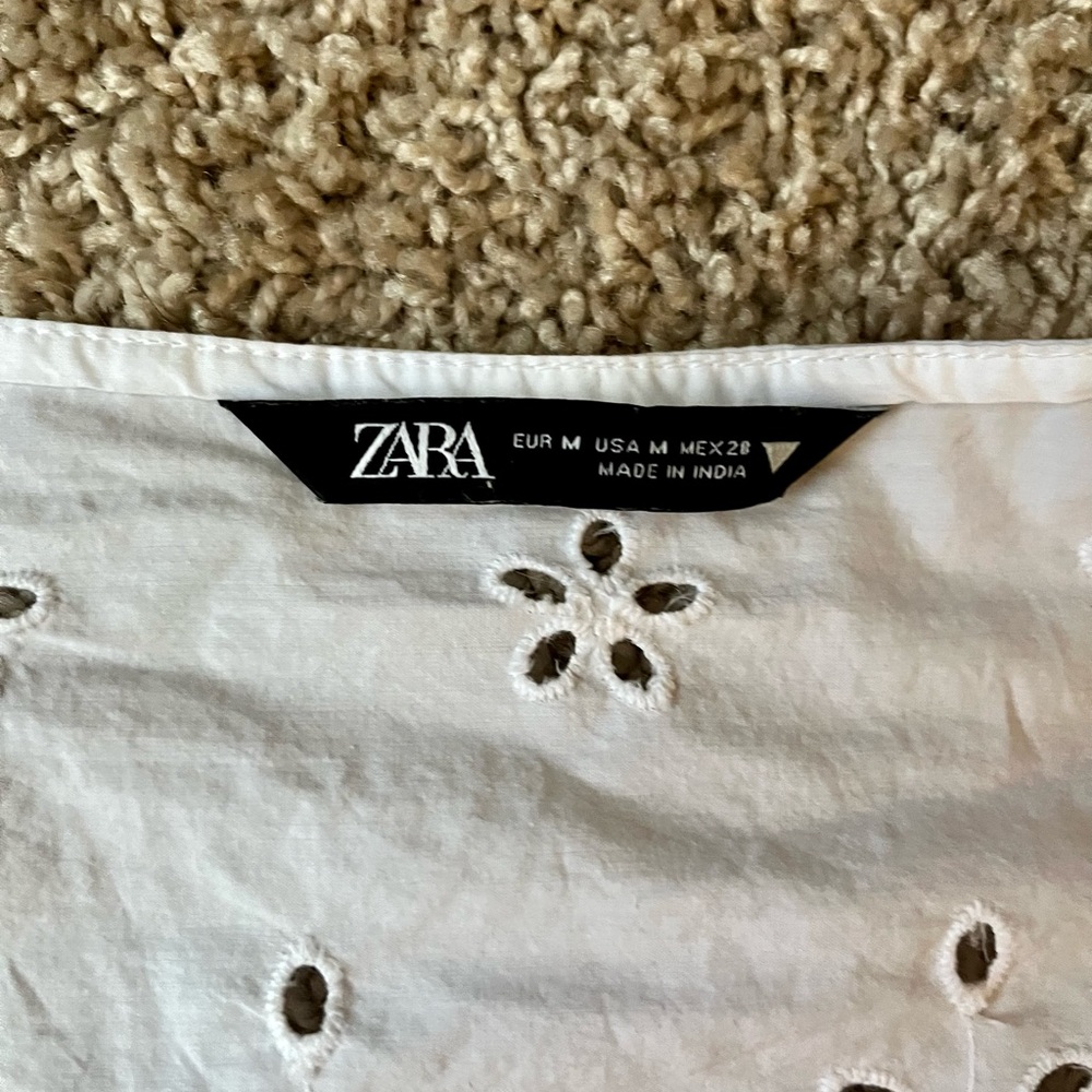 Zara White Embroidered Eyelet Crop Top - Picture 4 of 7